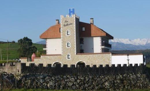 Hospederia Las Calzadas San Vicente de la Barquera Kültér fotó